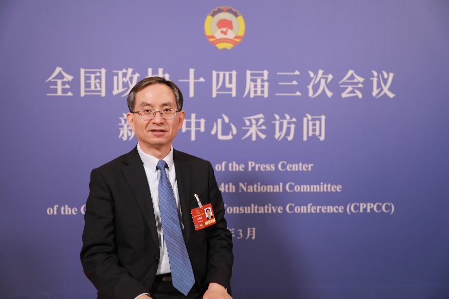 全国政协委员余晓晖：数字技术加速新质生产力形成大幅提升全要素生产率(图1)