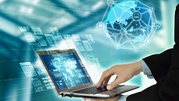 2025年中国ERP软件前十名对比：选型指南与适用场景的分析(图1)
