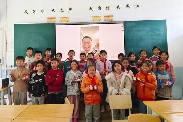 中兴通讯董事长方榕亮相总台《ESG大讲堂》：科技向善弥合鸿沟共创未来(图5)
