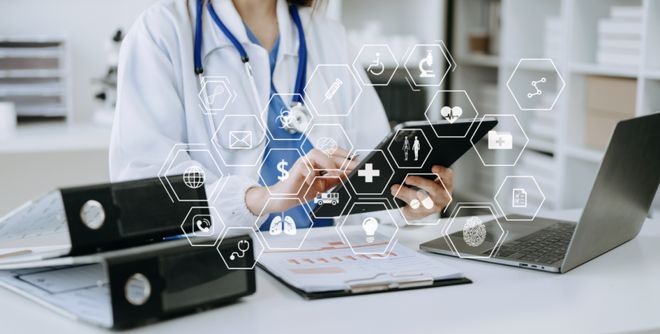 首创实时问诊模式却倒在上市前：想颠覆医疗的“春雨医生”还是被卖了(图7)