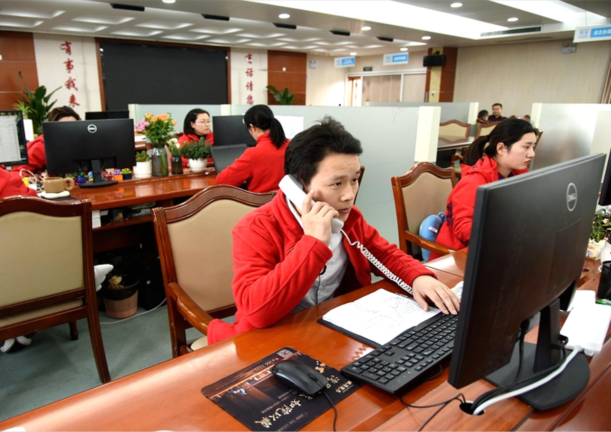 “到阜阳和她一起往前走！”(图5)