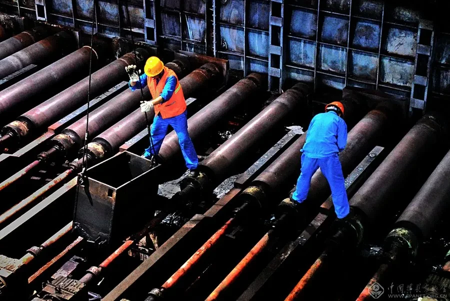 大国工匠：中国连圆珠笔钢珠都造不出来？不服就干！(图4)